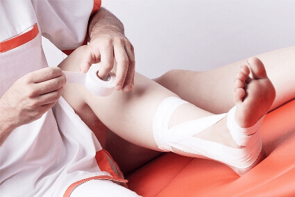 vendaje-funcional-tobillo-fisioterapia-malaga